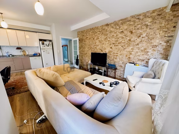 Küçükyalı'da 2+1 Net 85m2 Balkonlu Ebv Banyolu Full Eşyalı 2