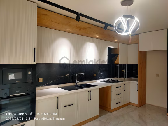 Lüx Erzurum'dan Yıldızkent Merkezinde 4+1 Gb Arakat Lüks Daire 1