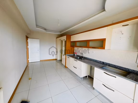 Aram Tigran Caddesi Üzerinde 3+1 Kiralık Fırsat Daire 2