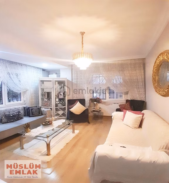 Müslüm Emlaktan Metrobüsün Dibinde 2+1 Yeni Binada Daire 2