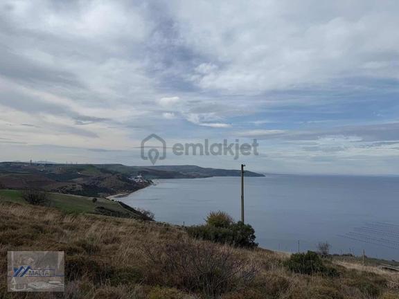 Malta'dan Hıdırköy'de Deniz Manzaralı Arsa 1