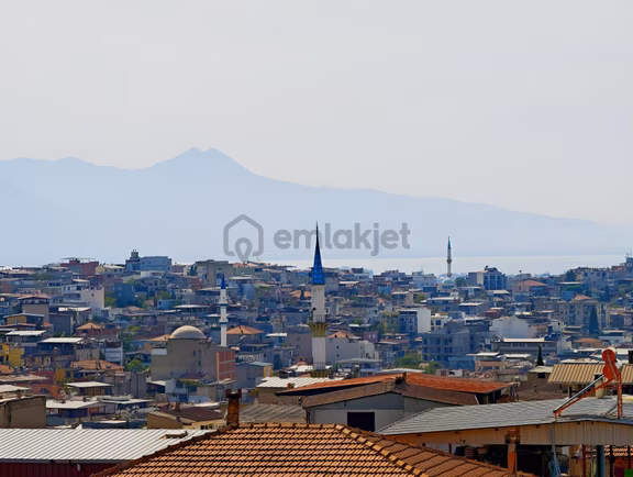 Nafiz Gürman'da Satılık 4 Katlı Bina(4 Daire) + Bir Müstakil Ev 2