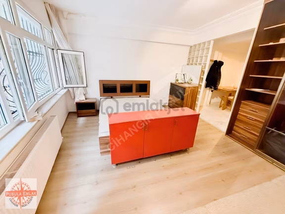 Cihangir'de Eşyalı Stüdyo Daire: Merkezi Konum, 35m² 1