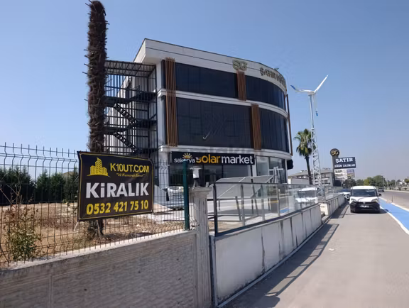 Alparslan Türkeş Caddesi Üzerinde Kiralık İşyeri 1