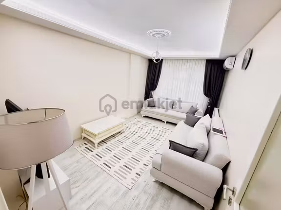 Küçükçekmece M.akif Mh 3+3 Asansörlü Sığınaklı İskanlı Dublex 1