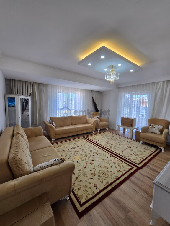 Sivas Merekz Kılavuz Mah. 3+1 Kiralık Daire 1
