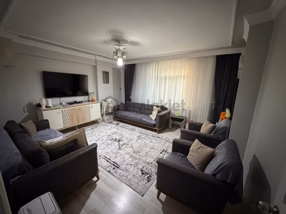 Tuzla Orta Mah. Ara Kat Klimalı Geniş Mutfak Satılık 3+1 Daire 1
