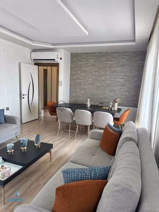 Karataş Blv. 3+1 165 M2 Doğalgaz Kombili Kiralık Daire 2