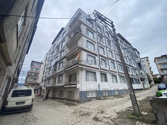 Revizyon'dan Merkezde Kiralık Geniş Daire!! 2