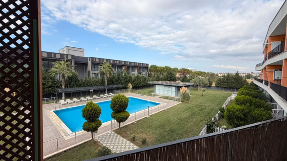 Zeki Emlaktan Muradiye Villalar Bölgesi Eşyalı Kiralık 1+1 Daire 2