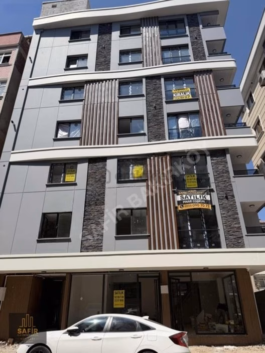 Bahçelieveler İski Karşı Sok. Yayla Yakını Depolu 140m2 Dükkan 2