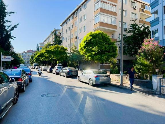 Bakırköy Kartaltepede 4.kat 3+1 120m2 Asansörlü/otoparklı 2