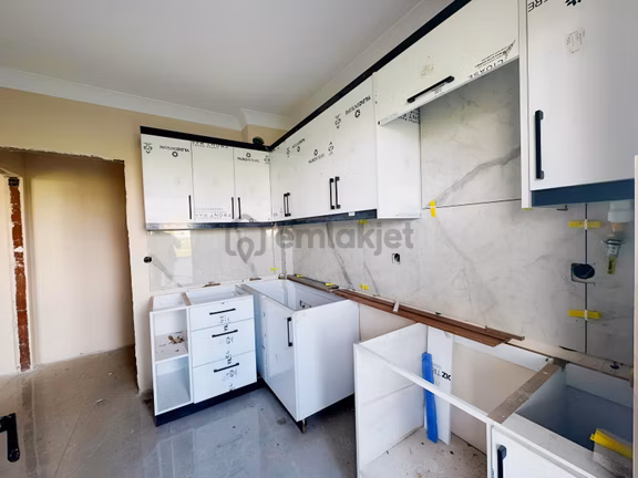 Bandırma Mavi Emlaktan Kayacık Mah. Yüksek G. 2+0 Satılık Daire 2