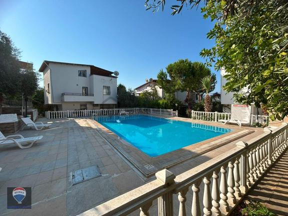 Kuşadası Kadınlar Denizine Yürüme Mesafesinde 4+1 Villa 1
