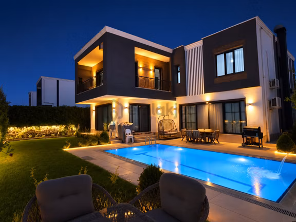 Eras Gayrimenkul'den Hayallerinizin Ötesinde Bir Villa 1