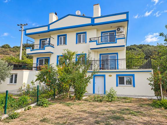 Karaburunda Denize 600 M | 466 M² Bahçeli | Manzaralı 6+1 Villa 1