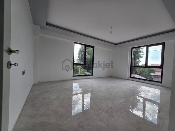 Ara Kat Ön Cephe 3+1 Lüks Daire | Ebeveyn Banyolu للبيع ٣+١ شقة 1