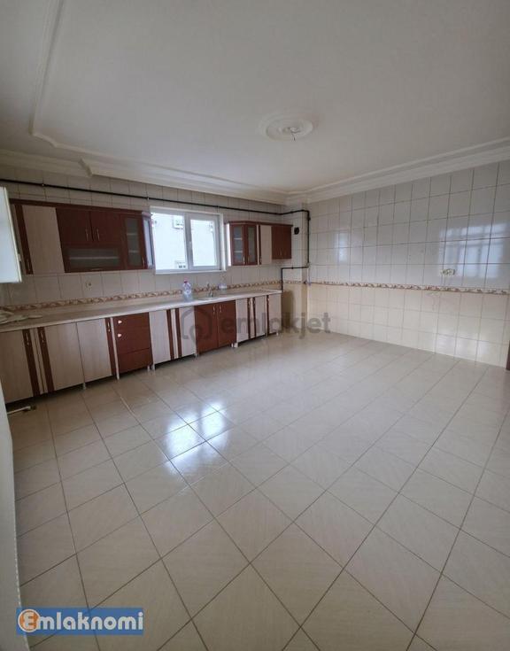 Şeyhşamilde (ağalar Harmanı) 4+1 & 225 M² &4 Cephe Açık Kiralık 2