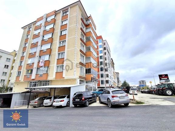 Garanti Emlak'tan Taşköprü Yolu Anacadde Kenarı 3+1 Kiralık 1