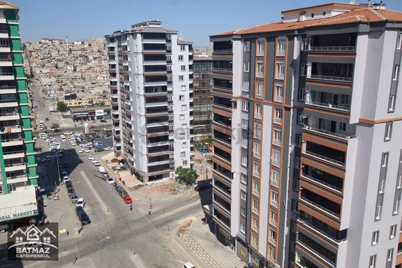 Seyrantepe'de Liv Hastane Yakını Satılık (2+1) Daire 1