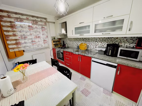 Özkan'dan Perşembe Pazarı'nda Asansörlü 115m² Satılık 3+1 Daire 1