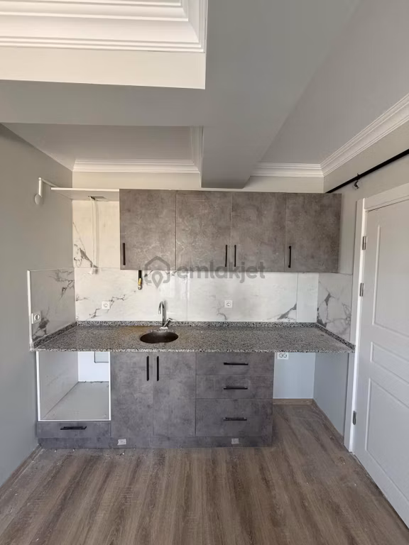Buluruzdan Edirne Cumhuriyet Mahallesinde Satılık 1+1 Daire 2