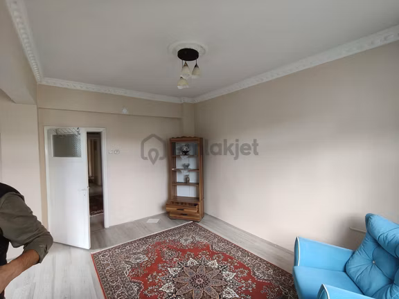 Kısmi Eşyalı Ferah 2+1 Kiralık Daire Cemilbaba Karşısı 2