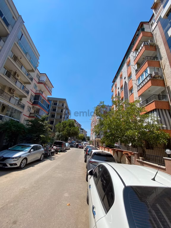 Merkez Efendi Mahallesidaire Site İçi 3+1 115m2 5 Katınının 3 Katı Açık Mutfak Full Özelikli Petek K 2