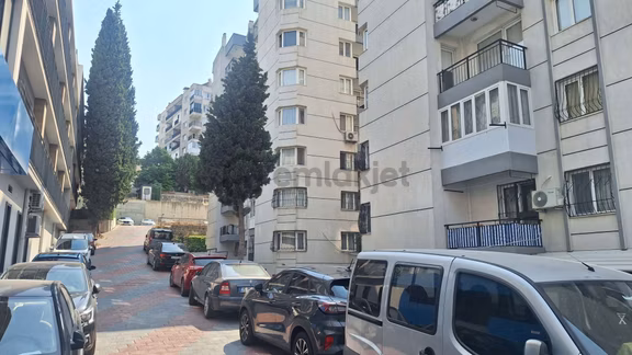 Dokuz Eylül Ünıversıte Karşısı Fuul Tadılatlı Satılık 3+1 Daıre 2
