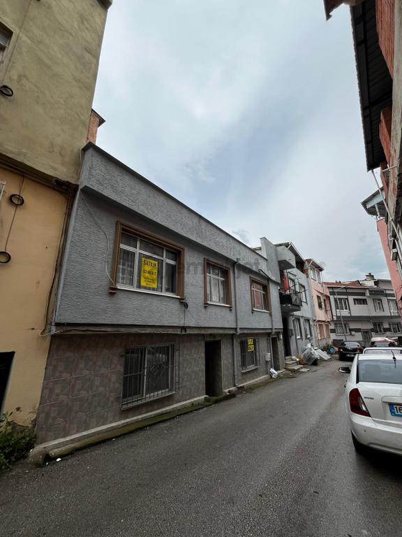 Eğitim Mah. 2 Katli Kargir Ve Avlu'lu Bina ( Merkezi ) 2