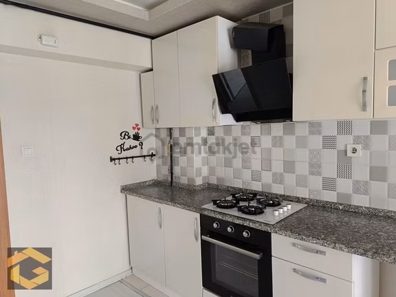 Orhan Veli Caddesi Yakını Full Yapılı Kiralık 3+1 Site Dairesi 2