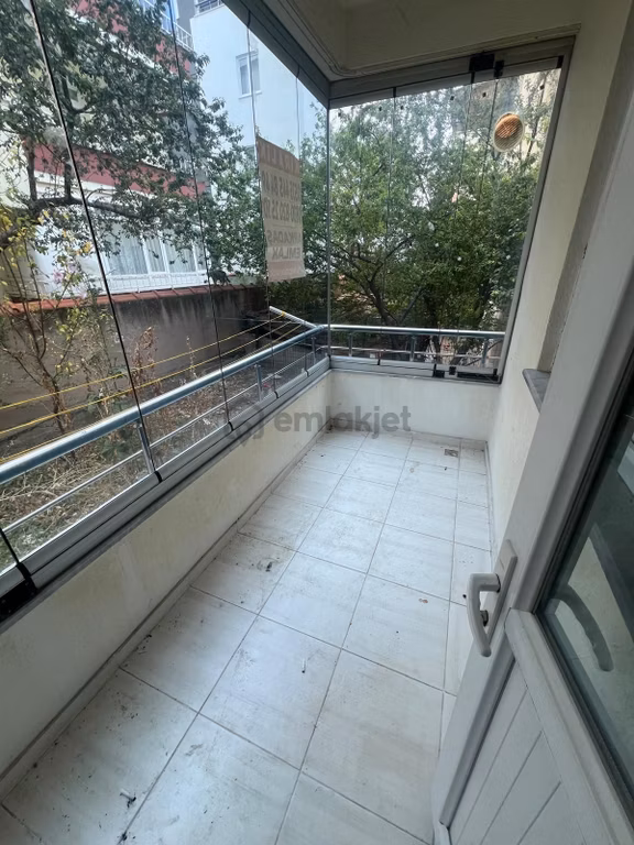 Arkadaş Emlaktan Bahçelievler Mahallesi Yıldız Market Civarında Kiralık Daire 1