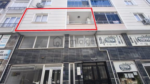 Kaya Emlak-istiklal Mah.de Geniş Teraslı 2+1 Satılık Daire 1