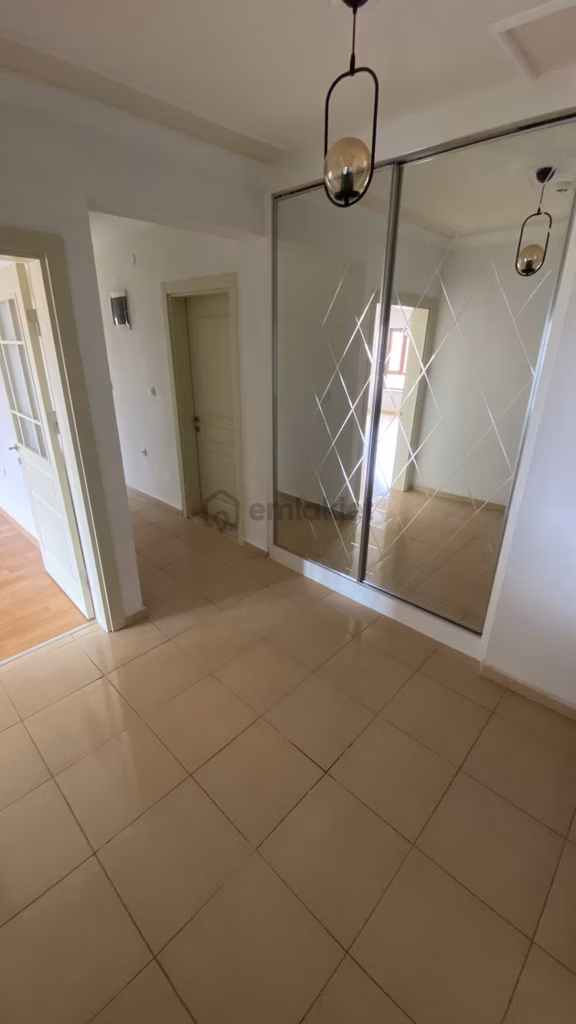 Sahibinden Toki 4. Etap'ta İçi Yapılı & Yeni Boyalı 3+1 Oturuma Hazır Kiralık Daire 1
