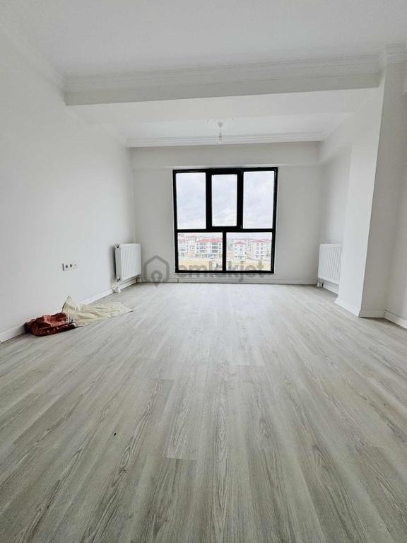 Çorlu Çobançeşme Mh De Bulvara Cephe Sıfır 2+1 Daire 2