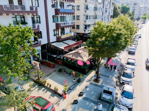 Trabzonda 3 Güçlü Lokasyonda Faal, Yüksek Cirolu 3 Şube + B.b 1