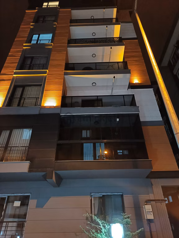 Semaver Kavşağında Vanın En Nezih Semtinde 2+1 Kiralik Yeni Yapı Lüx Daire 1