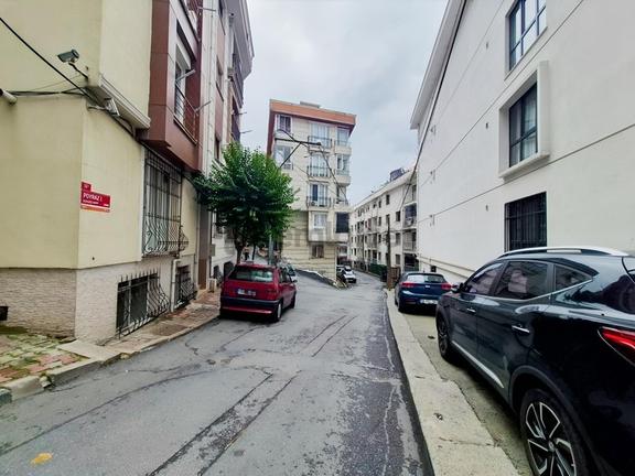 Şişli Ana Caddeye 2dk Balkonlu Saıtlık 1+1 Daire 2