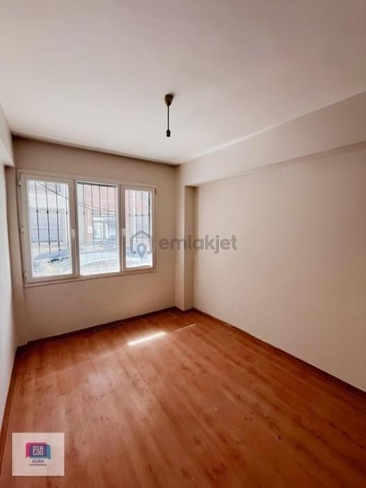 Buca Kozağaç Mahallesinde 2+1 Kiralık Daire 1