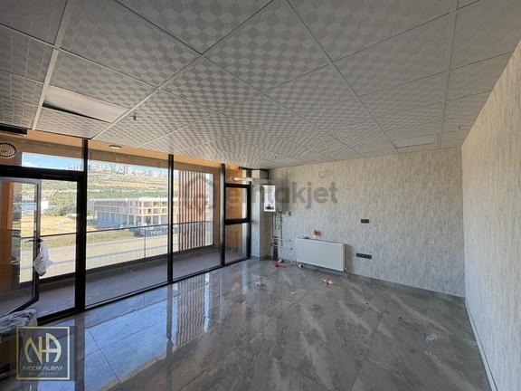 Necip Albay'dan İvedikde Muhteşem Dubleks Teraslı Kiralık Ofis 1