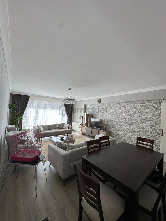 Akademi Konutlarında 160 M² Satılık 4+1 Yapılı Daire 1
