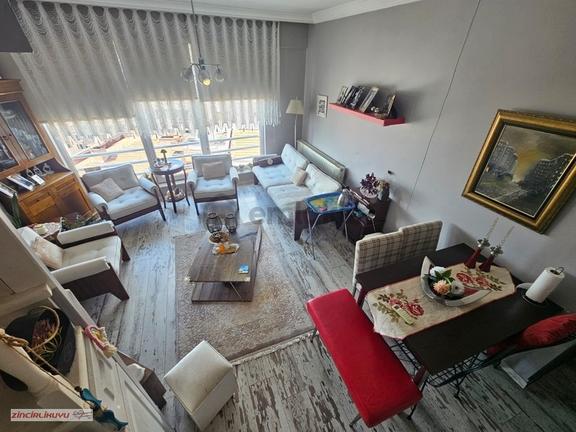 İzmit Merkezde Deniz Manzaralı Teraslı Asansörlü 2+1 Çatıdubleks 2