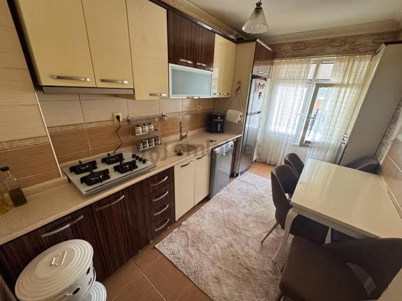 3+1 Giriş Kat Yozgat Bulvar Paraleli Ulaşımı Kolay Acil Satılık 2