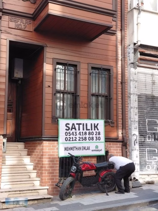 Mehmet Han Emlak'tan 3 Tane 1+1 Bir Tane Bir Artı Sıfır Satılık 2