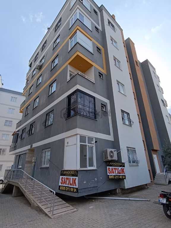 Anadolu Gayrimenkulden 1+1 Hastane Yakını 1