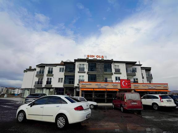 Hacılar Harmanı Galericeler Sitesi Civarı Kiralık 1+1 Daire 1