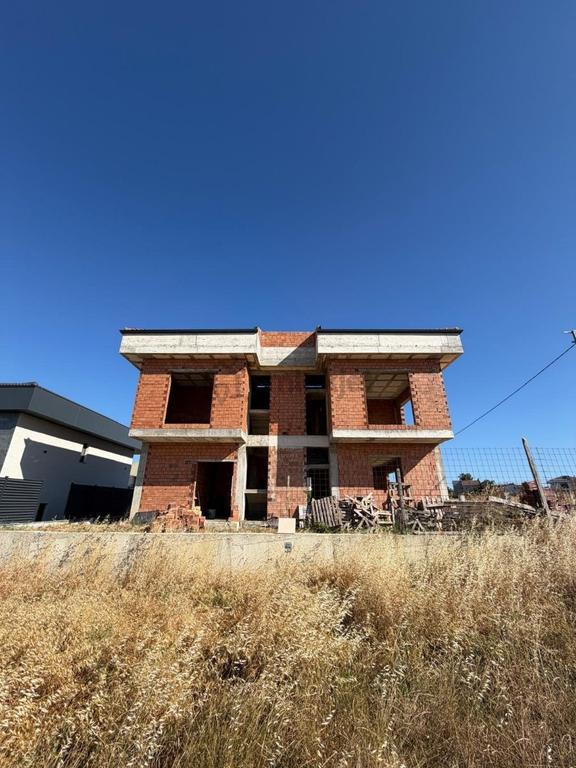 Silivri Balabanda Müstakil Natamam Satılık Villa 1