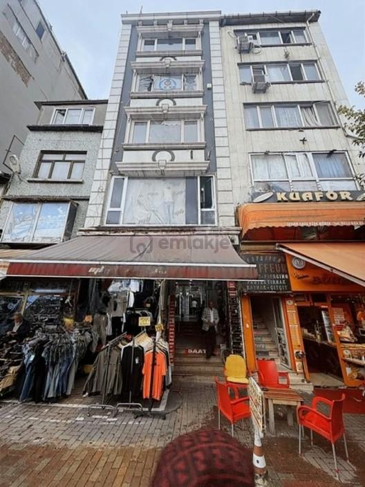 Fatih Aksaray Mah Han İcerısınde Düz Ayak Giriş 1