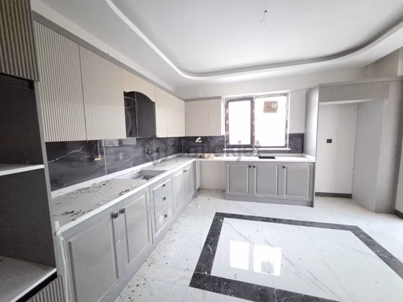 Canbay Yapı'dan Y. Çöşnükte Şehir Manzaralı Sıfır 3+1 Kiralık 1