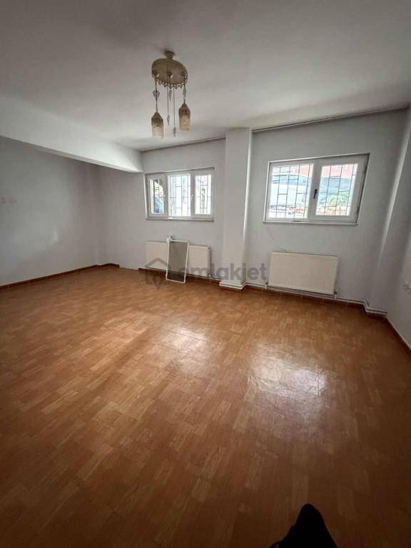 Sancaktepe İnmönü Mah 2+1 Bahçe Katı 1